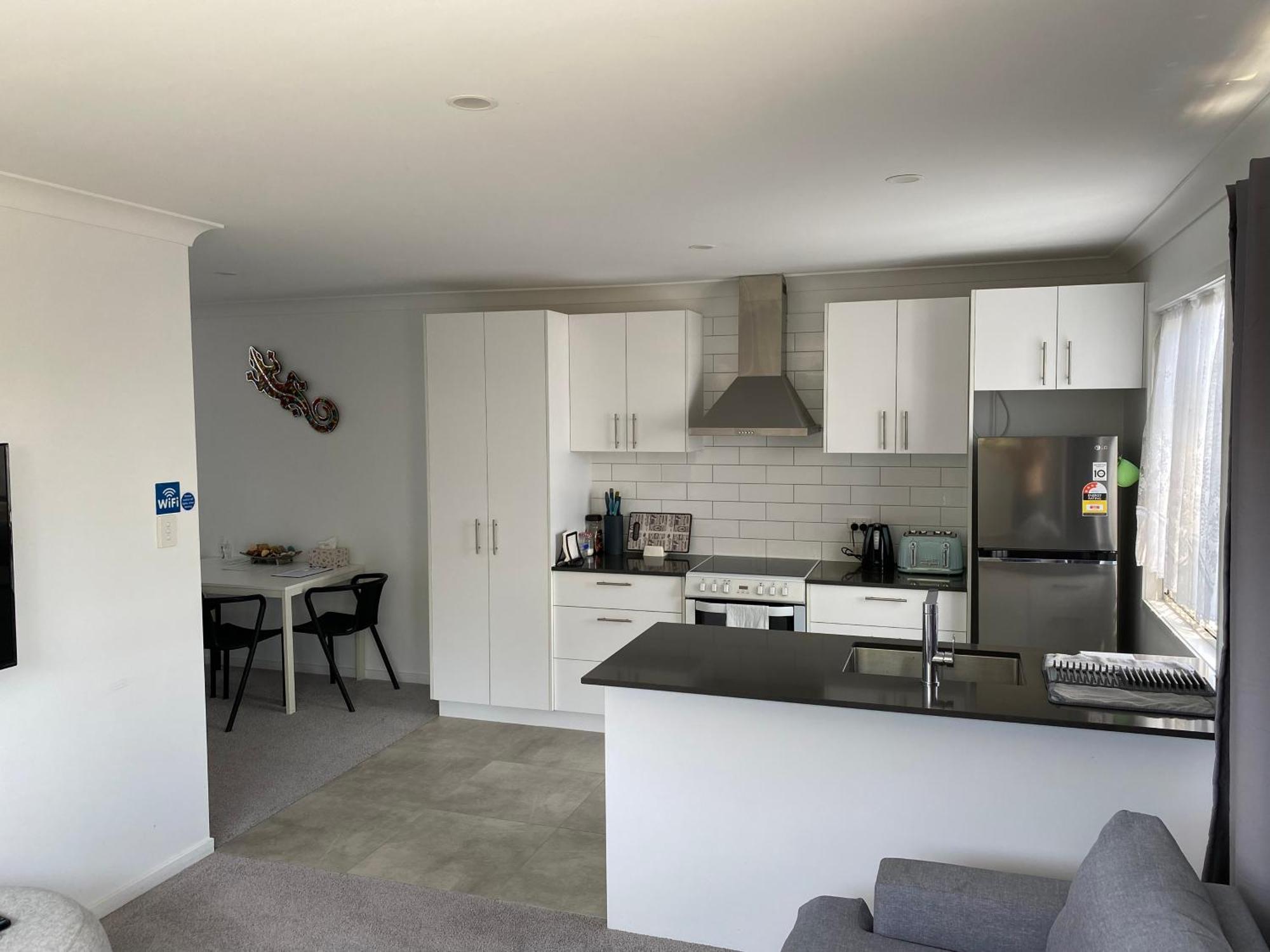 2Bd Family Or Couple Guesthouse Upstairs Near Turf Club, Hota In Bundall Gold Coast Eksteriør bilde