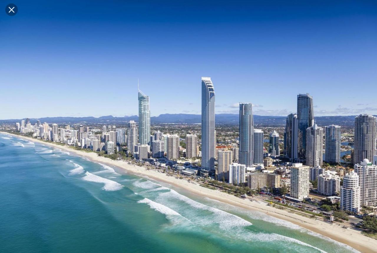 2Bd Family Or Couple Guesthouse Upstairs Near Turf Club, Hota In Bundall Gold Coast Eksteriør bilde